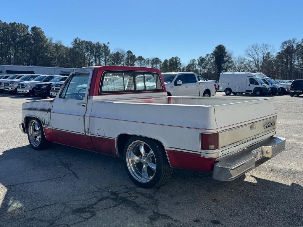 Chevrolet-C-10-1984-White-Red-0-6