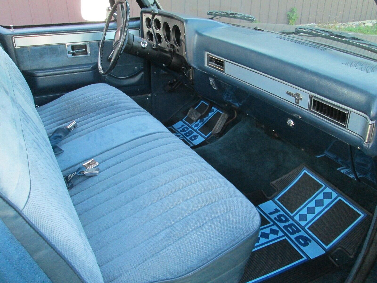 Chevrolet-C-10-1986-Blue-Blue-185075-15