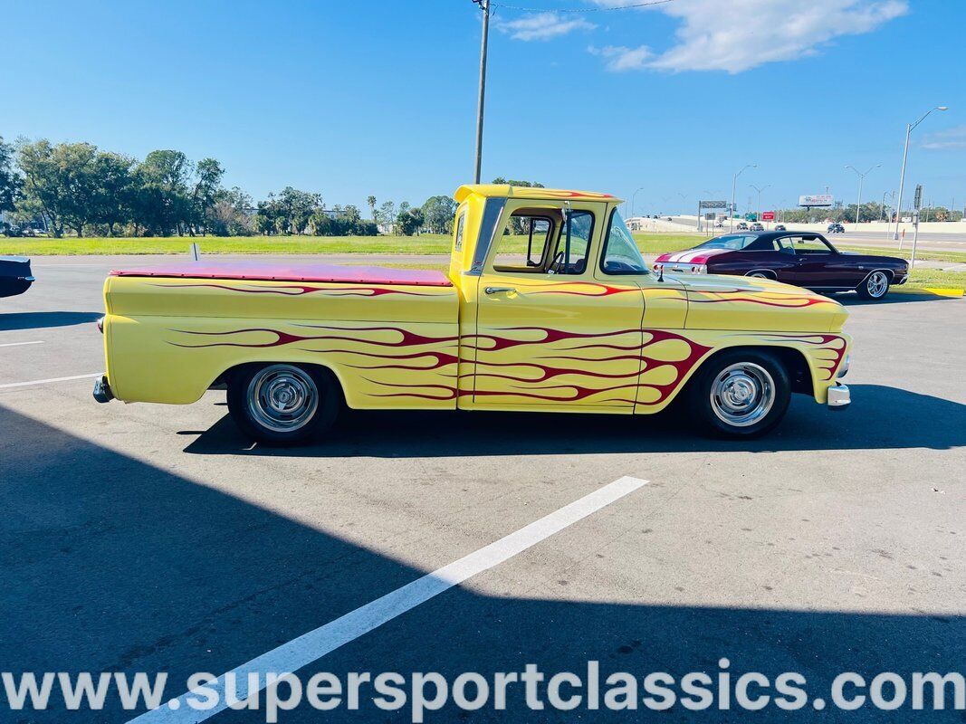 Chevrolet-C-10-Pickup-1963-Yellow-Red-0-5