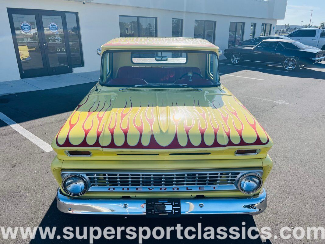 Chevrolet-C-10-Pickup-1963-Yellow-Red-0-8