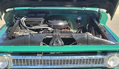 Chevrolet-C-10-Pickup-1964-Green-Gray-146449-19