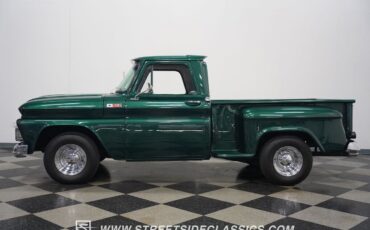 Chevrolet-C-10-Pickup-1965-Green-Tan-30973-2