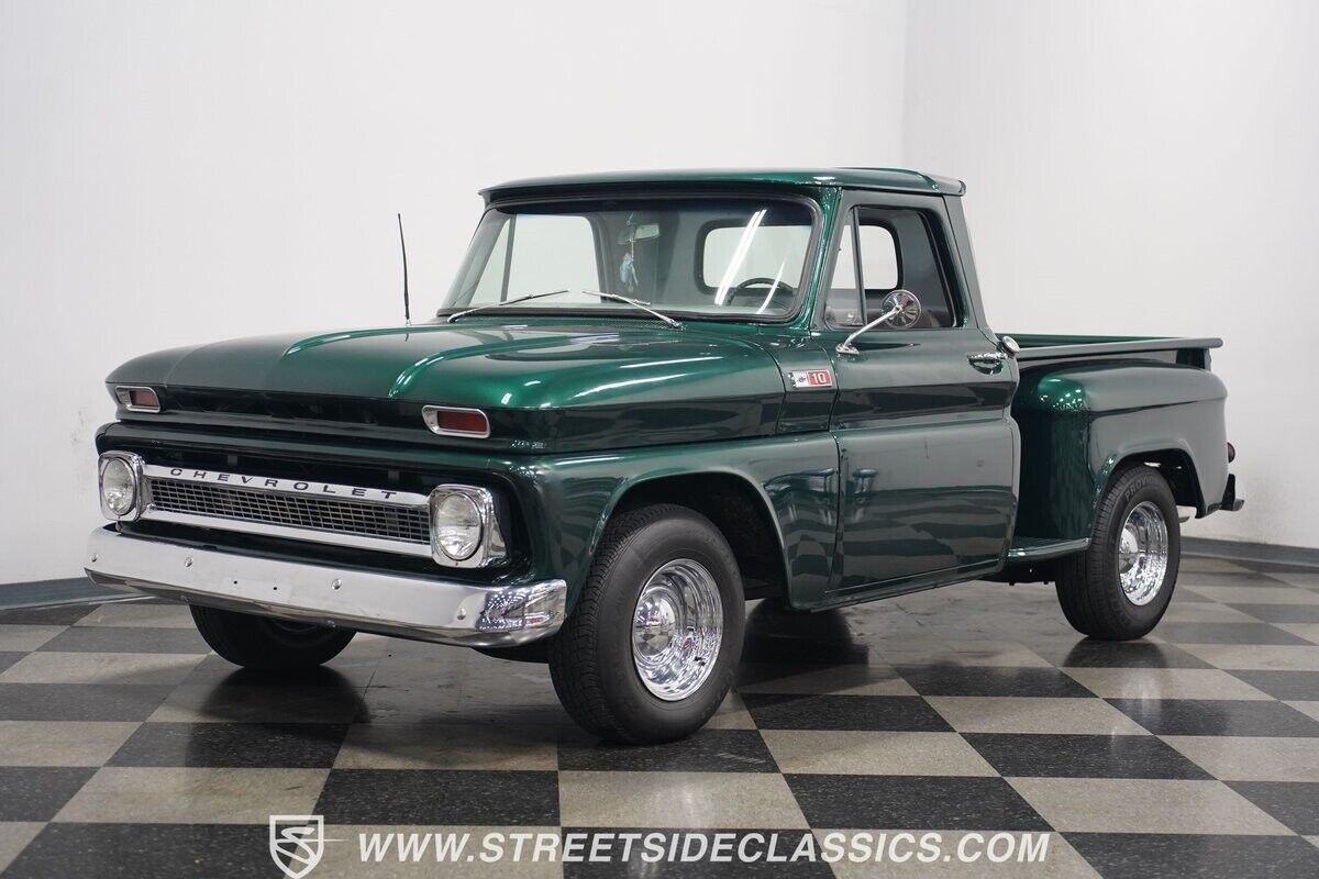 Chevrolet-C-10-Pickup-1965-Green-Tan-30973-6