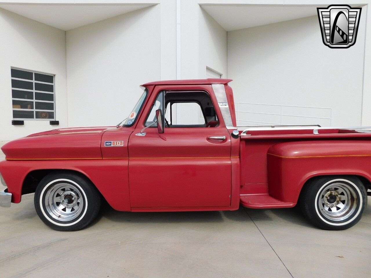 Chevrolet-C-10-Pickup-1965-Red-Red-35671-6