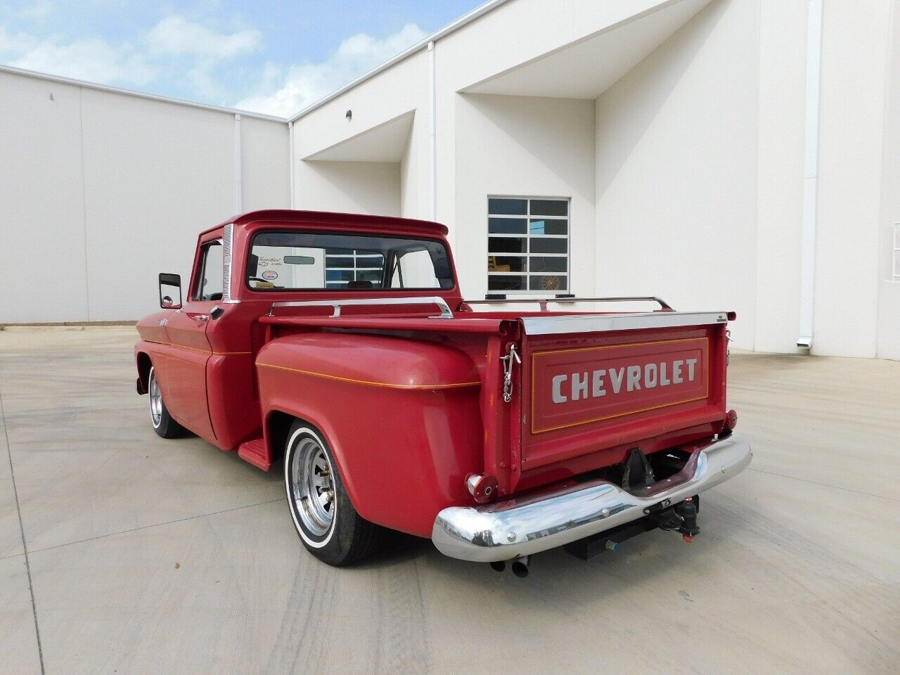 Chevrolet-C-10-Pickup-1965-Red-Red-35671-8