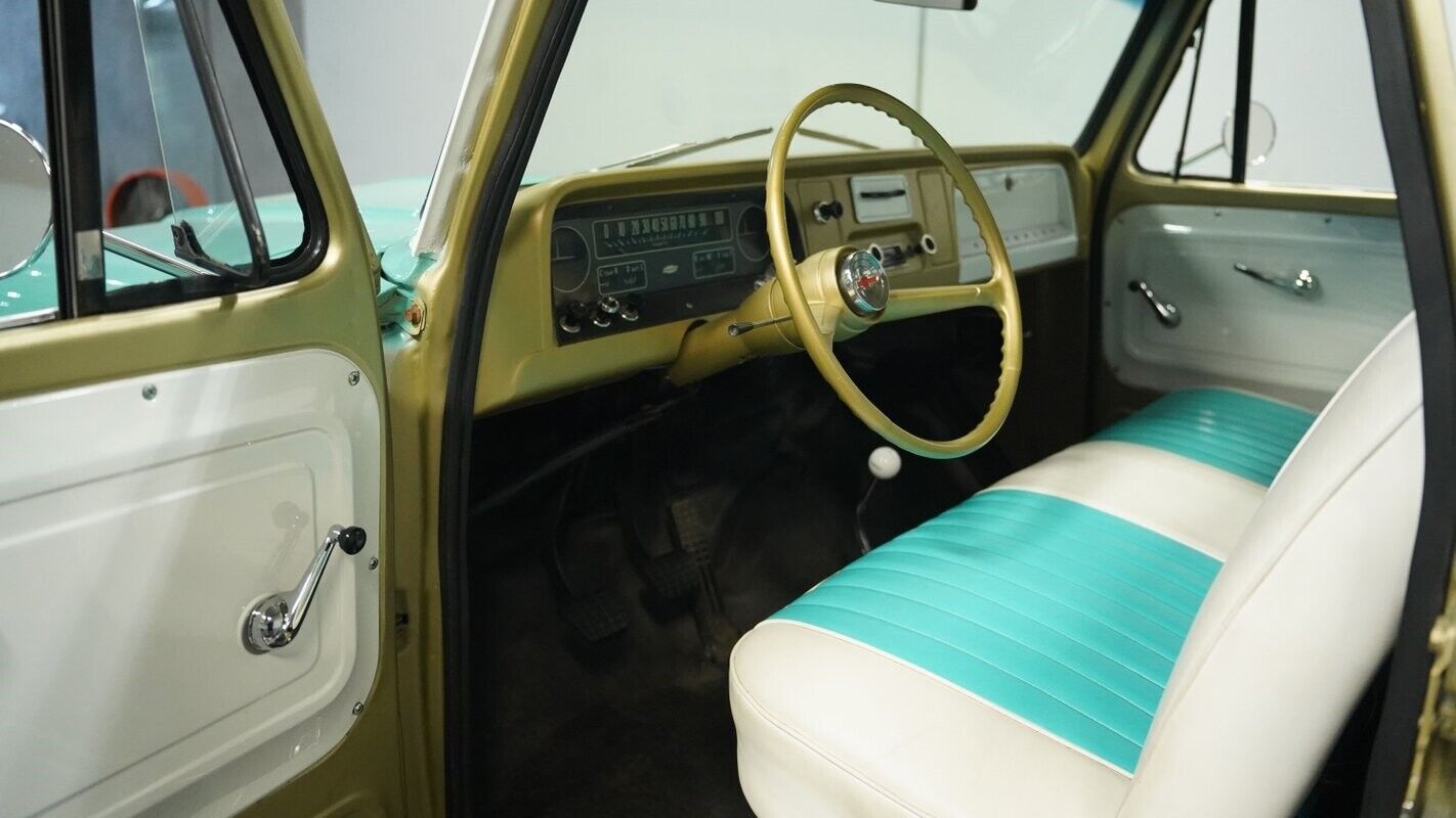 Chevrolet-C-10-Pickup-1965-Teal-White-21631-4