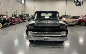 Chevrolet-C-10-Pickup-1966-Black-Black-76352-2