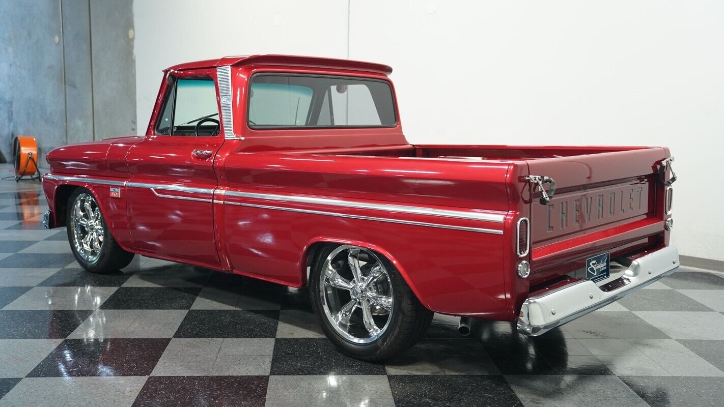 Chevrolet-C-10-Pickup-1966-Burgundy-Gray-84803-7