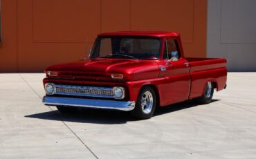 Chevrolet-C-10-Pickup-1966-Red-Black-80498-4