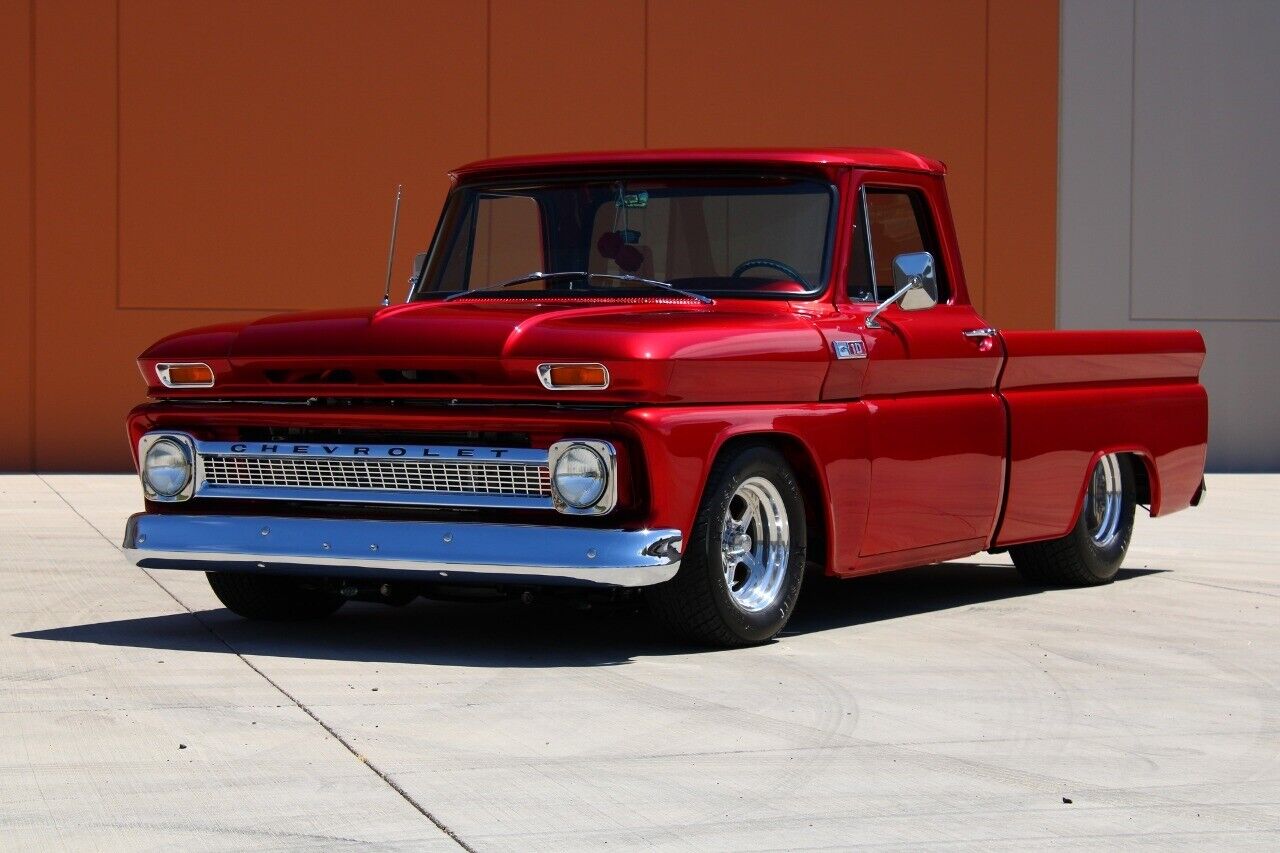 Chevrolet-C-10-Pickup-1966-Red-Black-80498-5