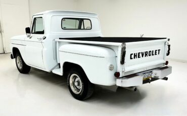 Chevrolet-C-10-Pickup-1966-White-Black-125538-2