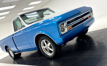 Chevrolet-C-10-Pickup-1967-Blue-Ivory-388-6