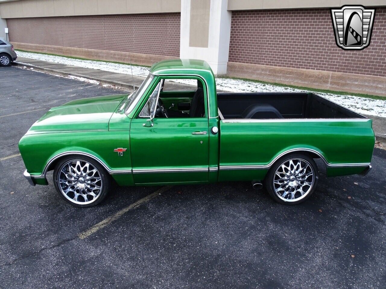 Chevrolet-C-10-Pickup-1967-Green-Black-144846-3