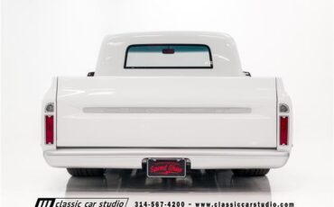 Chevrolet-C-10-Pickup-1967-White-Red-2643-32