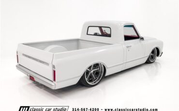 Chevrolet-C-10-Pickup-1967-White-Red-2643-34