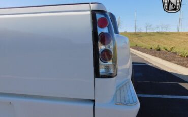 Chevrolet-C-10-Pickup-1968-White-Black-147377-11