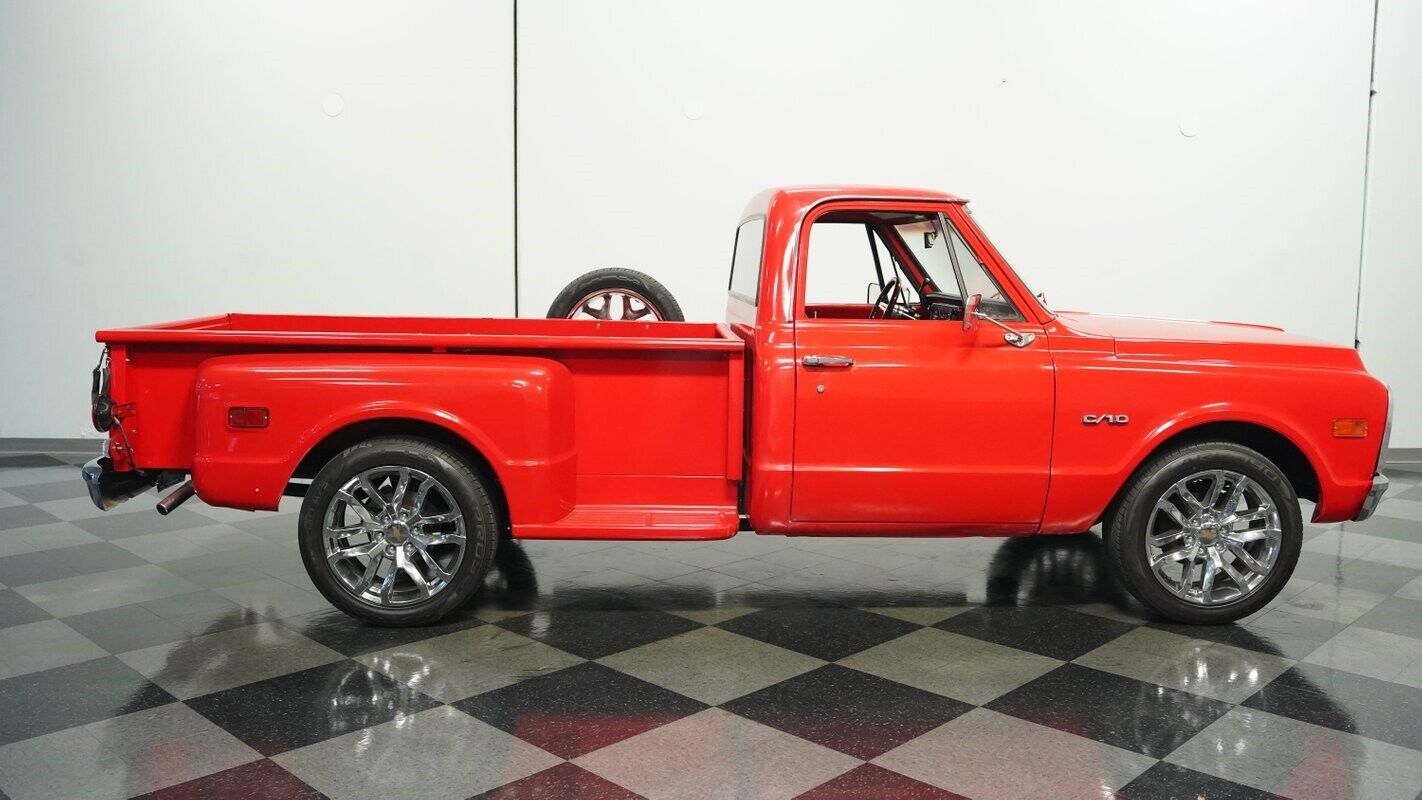 Chevrolet-C-10-Pickup-1969-Red-Black-45308-11