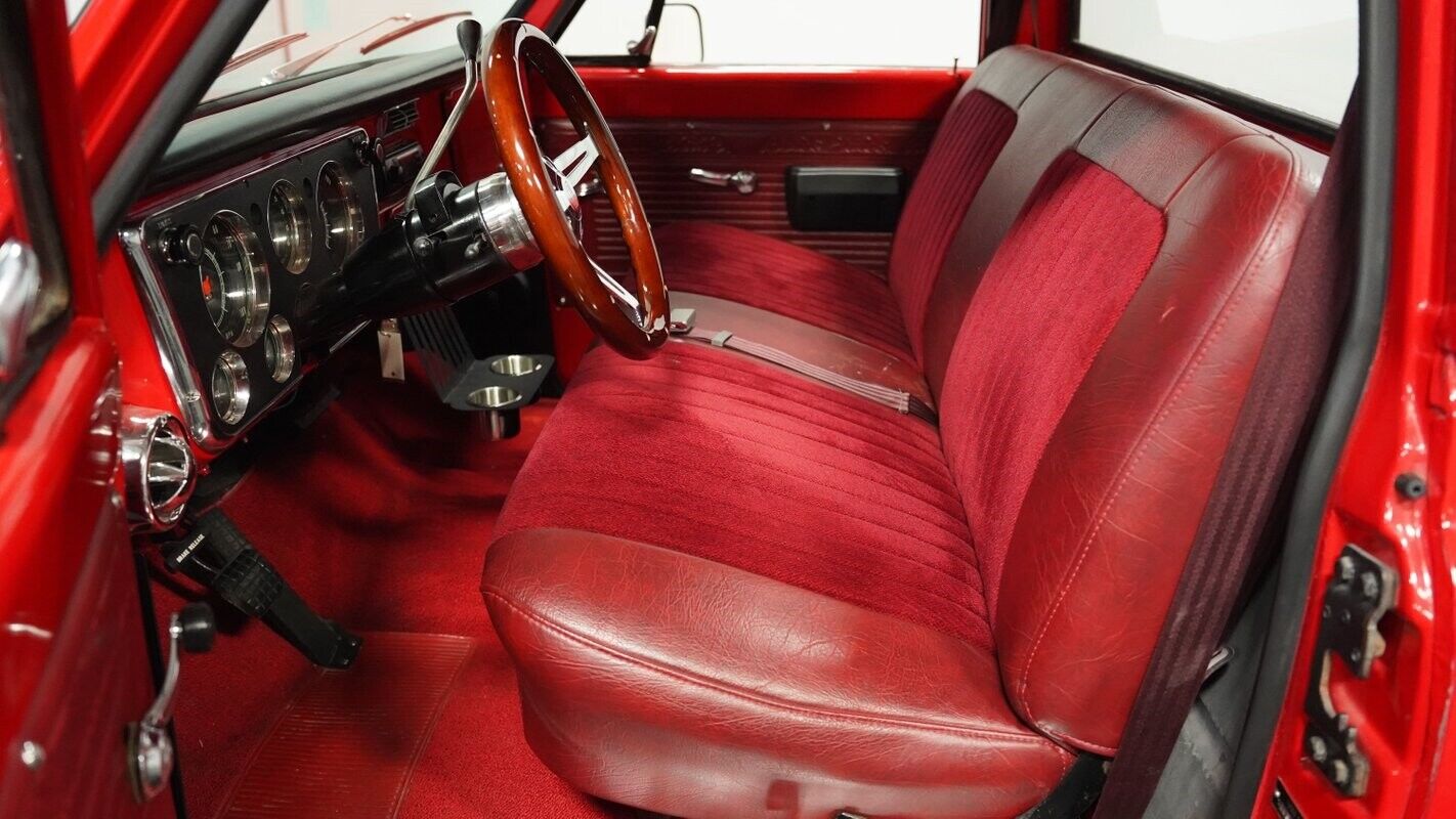 Chevrolet-C-10-Pickup-1969-Red-Black-45308-4