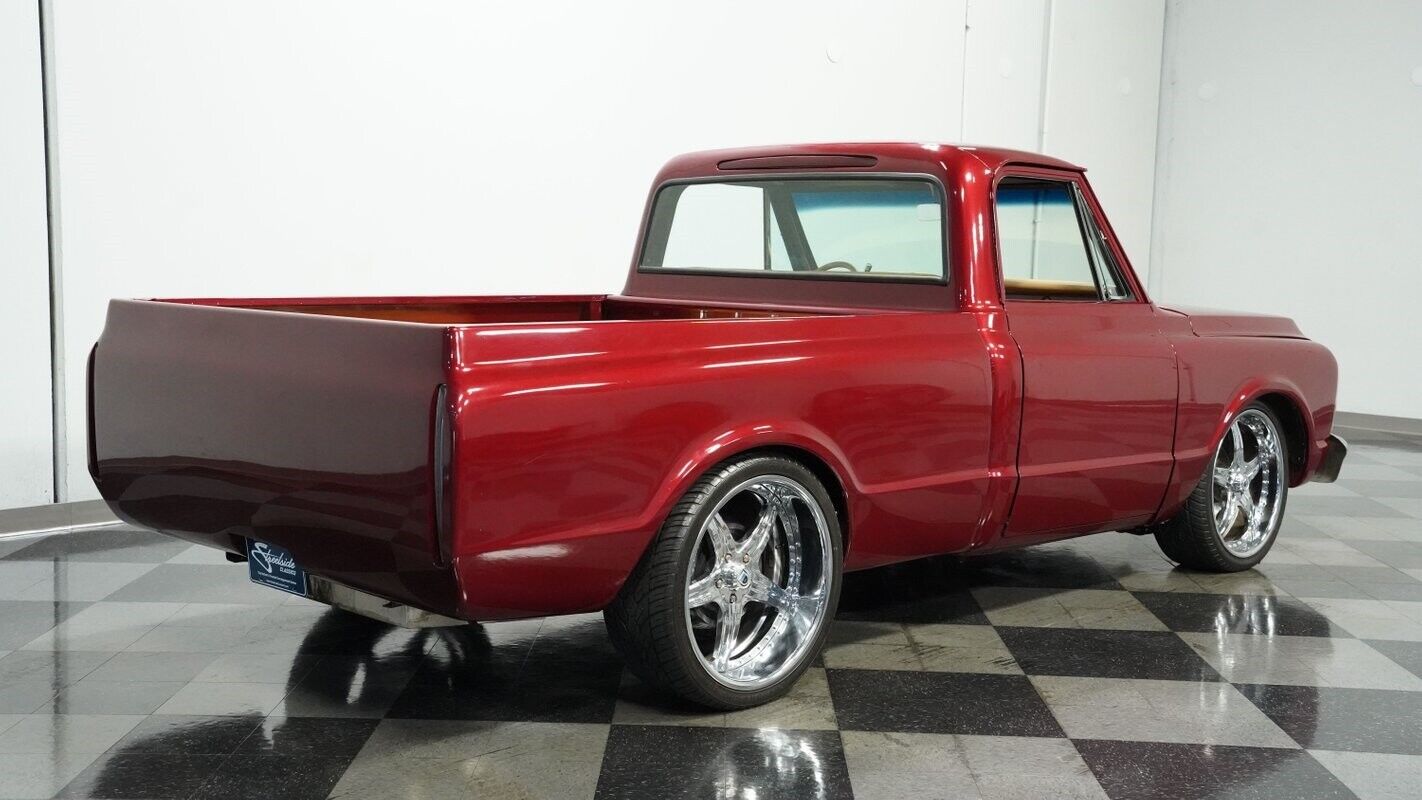 Chevrolet-C-10-Pickup-1970-Burgundy-Tan-0-11