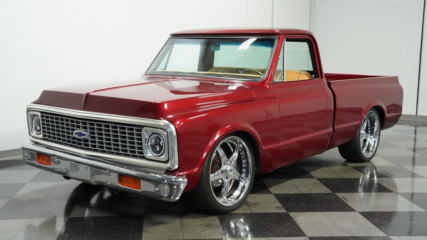 Chevrolet-C-10-Pickup-1970-Burgundy-Tan-0-5