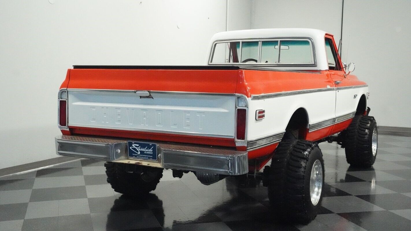 Chevrolet-C-10-Pickup-1970-Orange-White-13-10