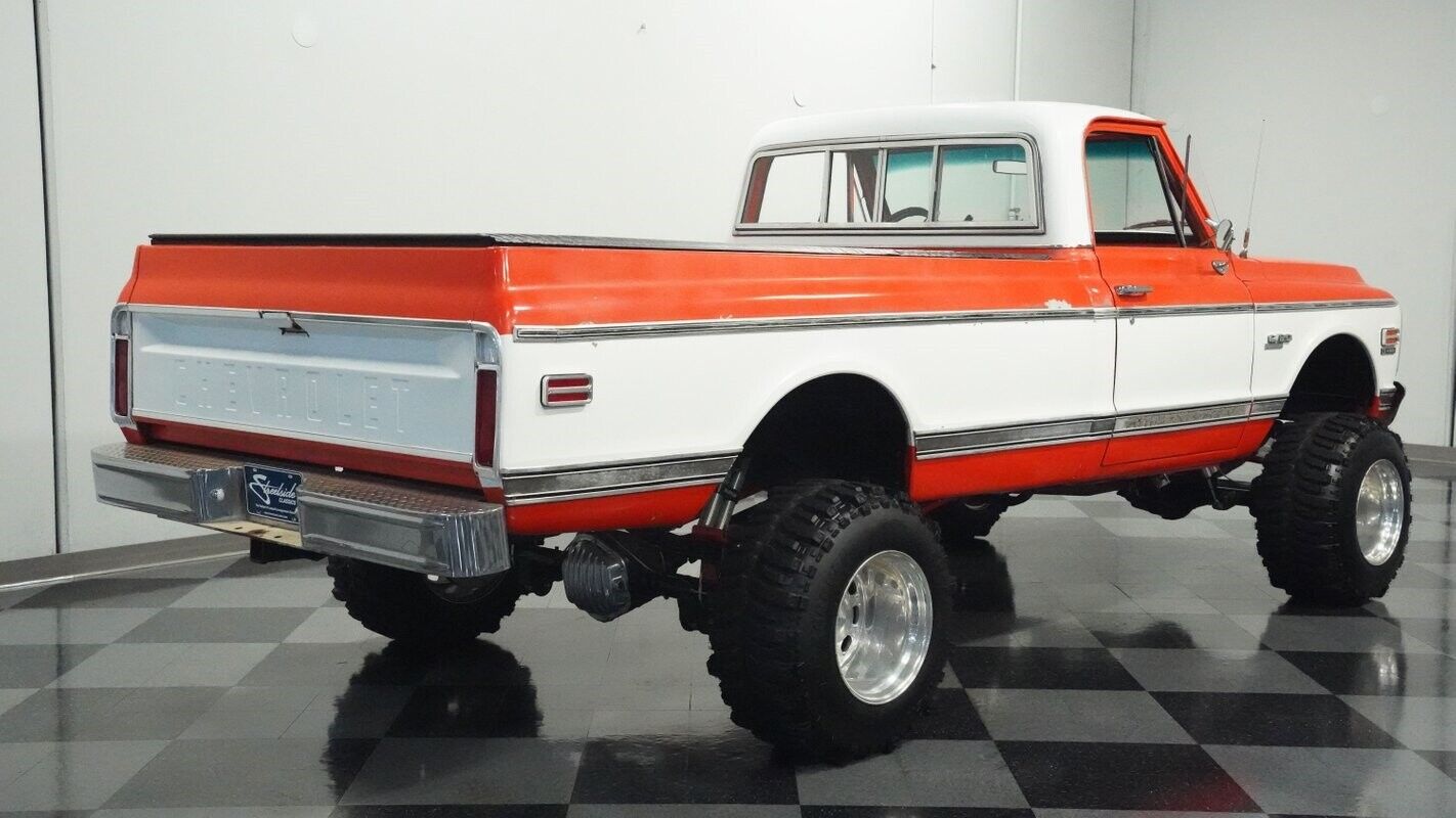 Chevrolet-C-10-Pickup-1970-Orange-White-13-11