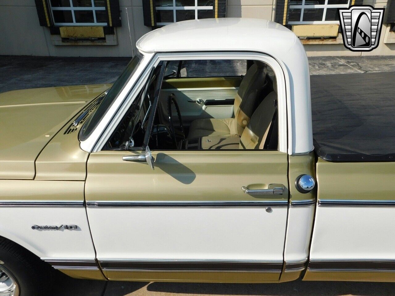 Chevrolet-C-10-Pickup-1971-Gold-Tan-76219-10