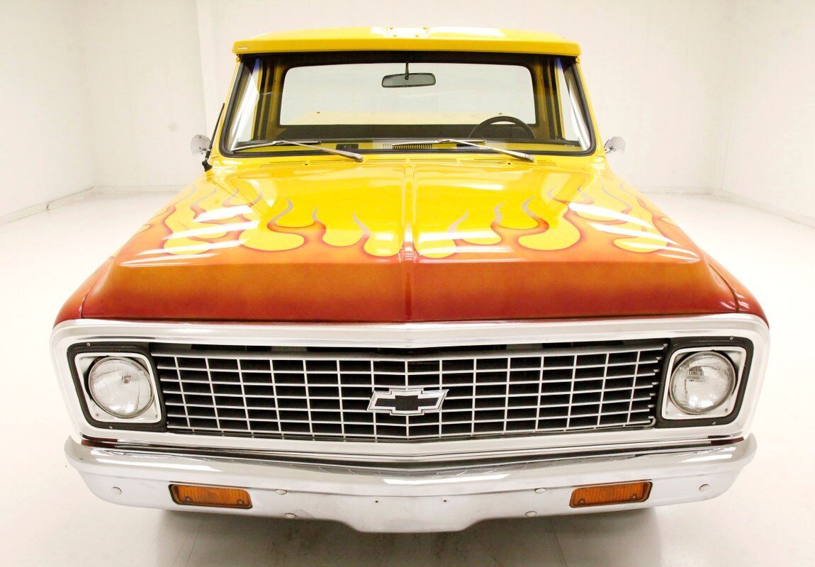 Chevrolet-C-10-Pickup-1971-Yellow-Black-190353-6