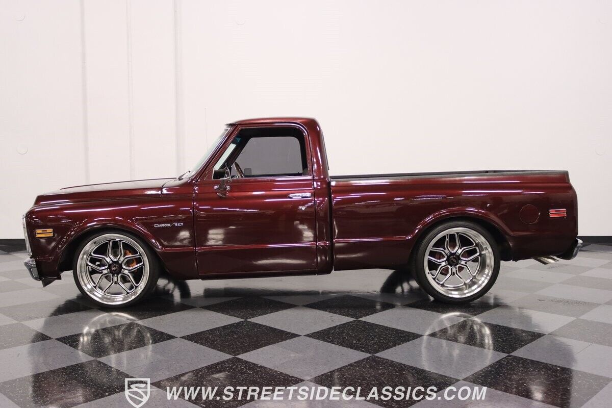 Chevrolet-C-10-Pickup-1972-Candy-Wine-Saddle-54217-2