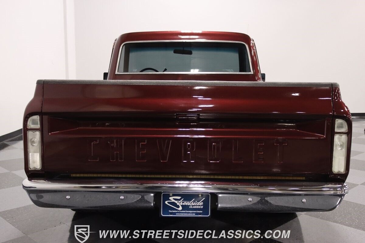 Chevrolet-C-10-Pickup-1972-Candy-Wine-Saddle-54217-8