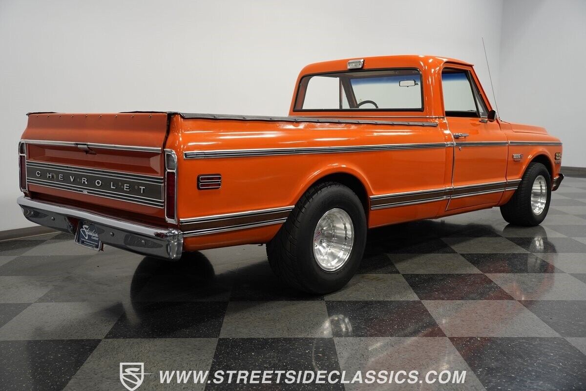 Chevrolet-C-10-Pickup-1972-Orange-White-51890-11