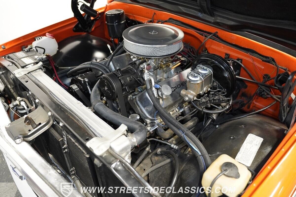 Chevrolet-C-10-Pickup-1972-Orange-White-51890-3