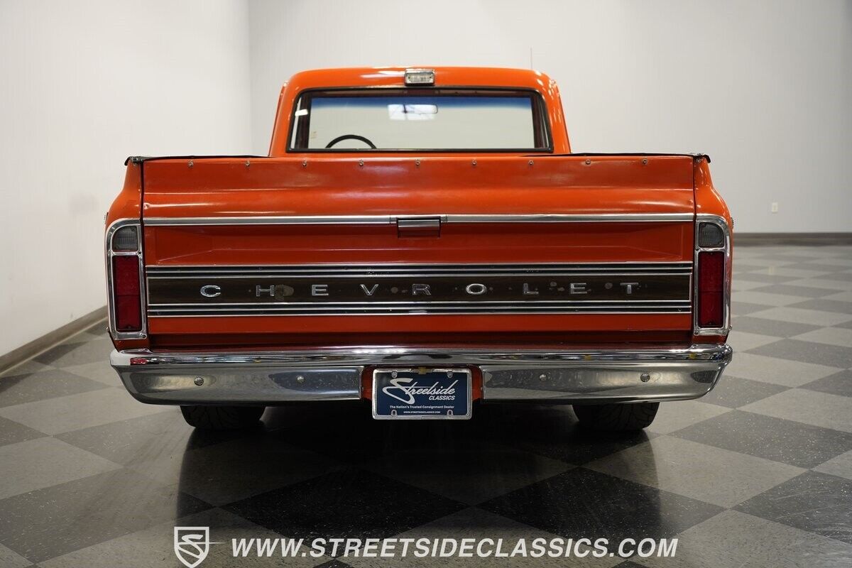 Chevrolet-C-10-Pickup-1972-Orange-White-51890-9