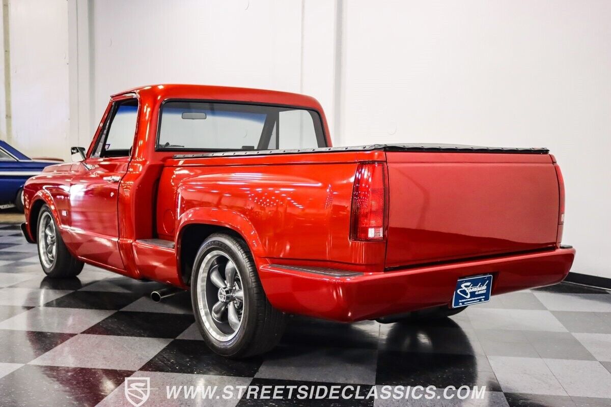 Chevrolet-C-10-Pickup-1972-Red-Black-68751-8