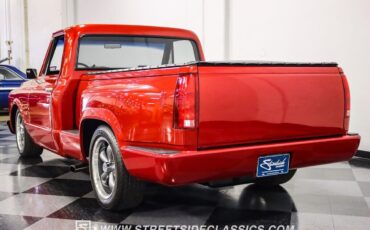 Chevrolet-C-10-Pickup-1972-Red-Black-68751-9