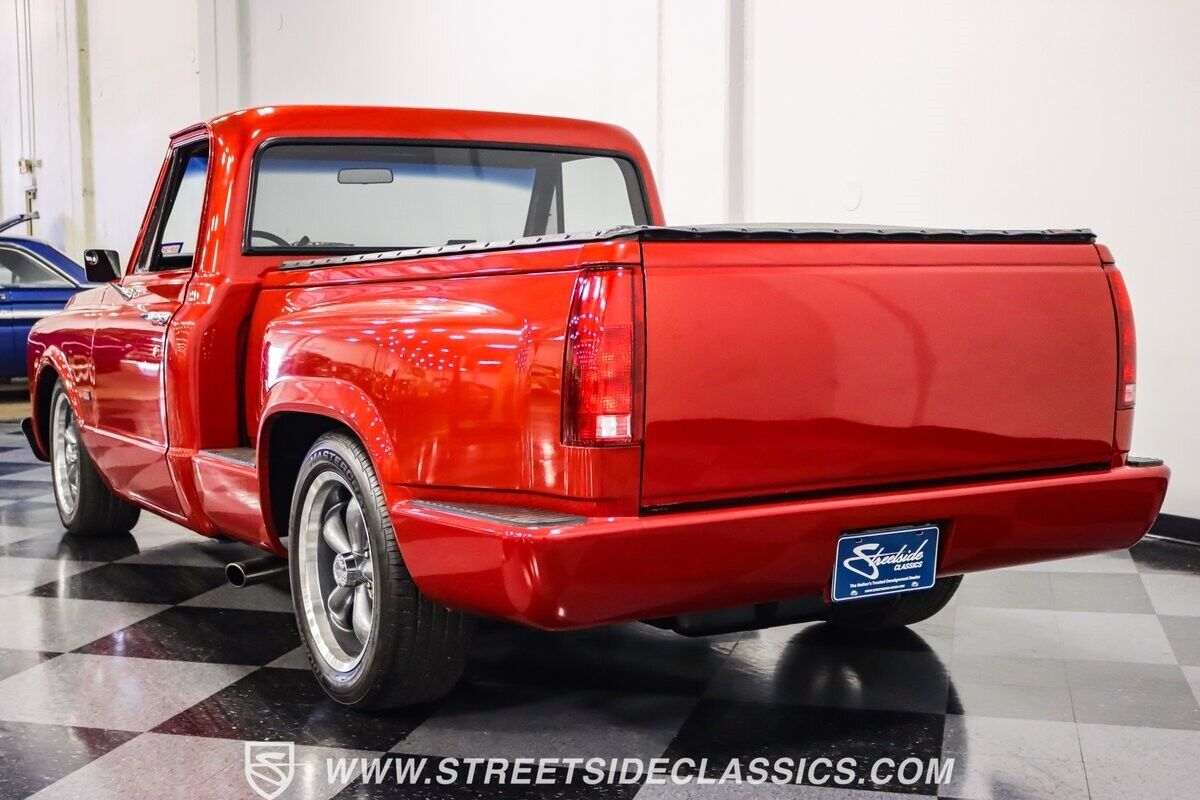 Chevrolet-C-10-Pickup-1972-Red-Black-68751-9