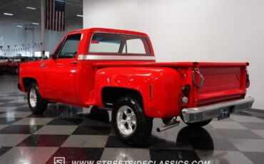 Chevrolet-C-10-Pickup-1973-Red-Red-12426-9