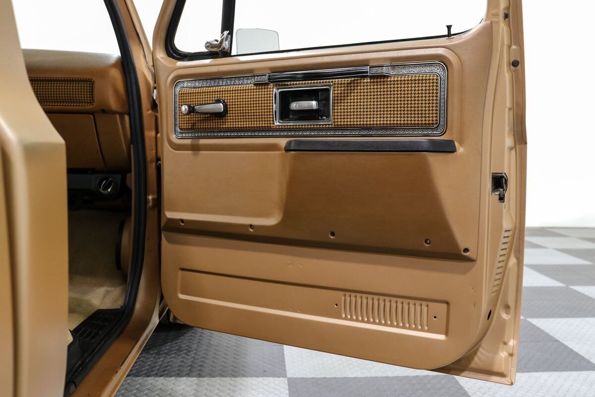 Chevrolet-C-10-Pickup-1980-Brown-Brown-97-14