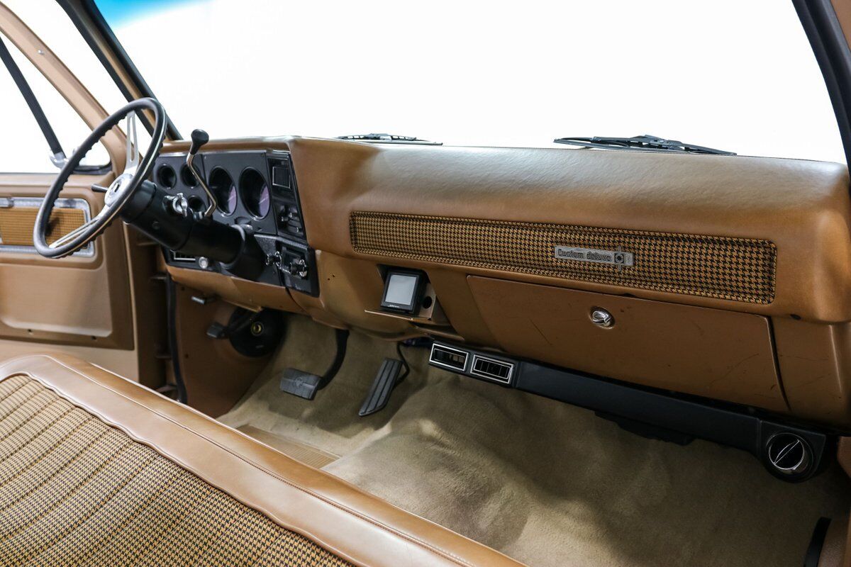 Chevrolet-C-10-Pickup-1980-Brown-Brown-97-15