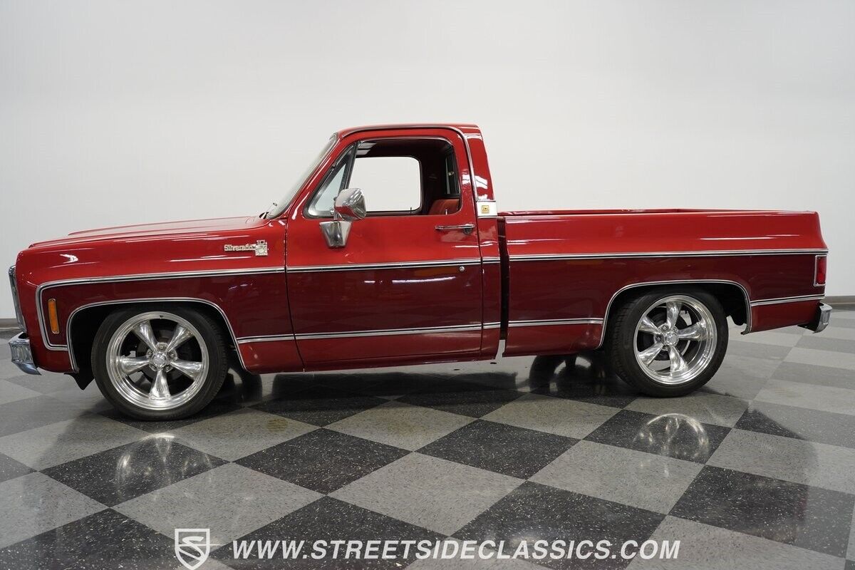 Chevrolet-C-10-Pickup-1980-Red-Carmine-86803-2