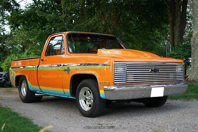 Chevrolet-C-10-Pickup-1981-Orange-Black-2-11