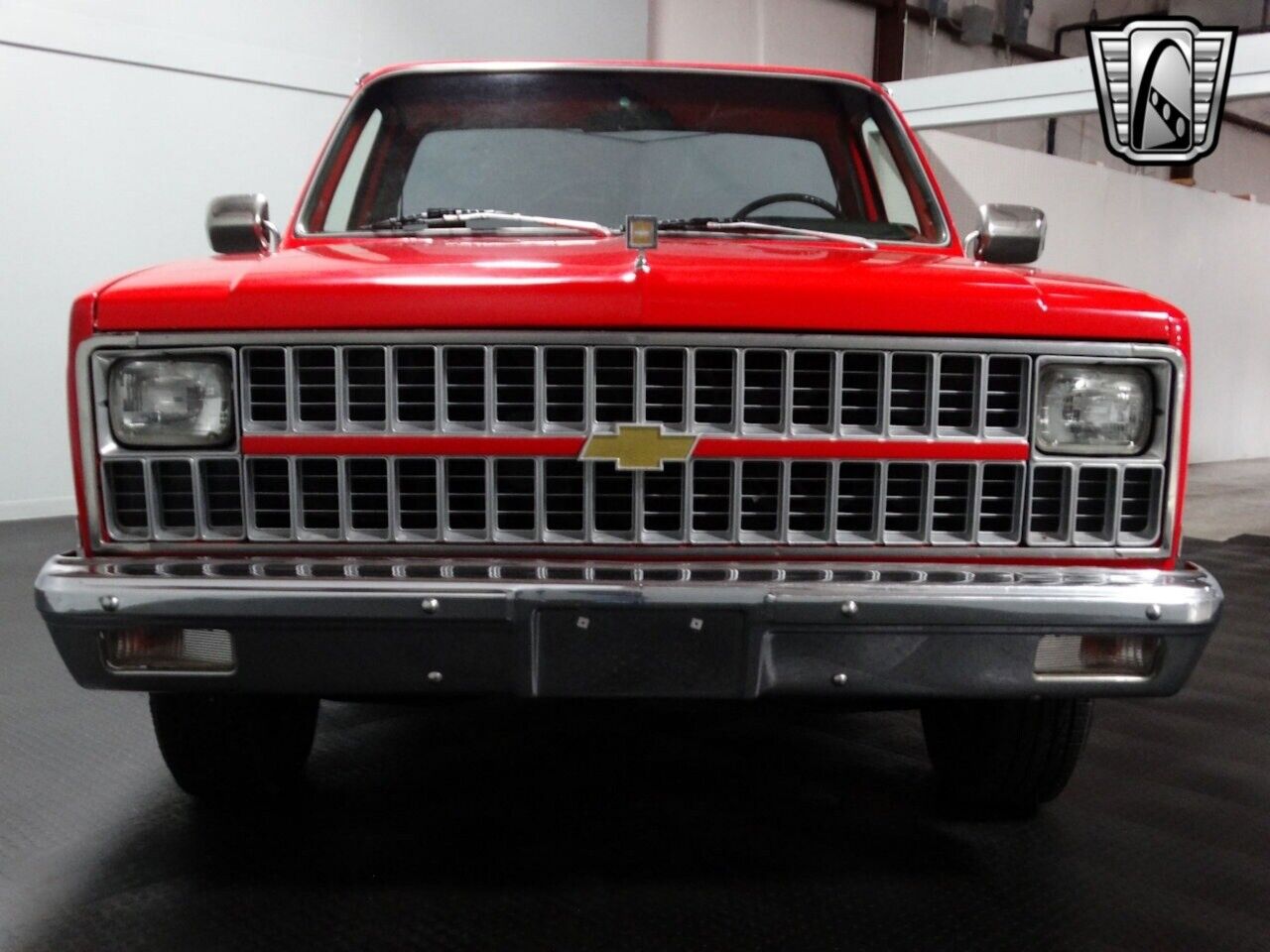 Chevrolet-C-10-Pickup-1981-Red-Red-31665-2