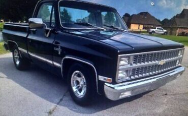 Chevrolet-C-10-Pickup-1982-Black-Red-3058-2