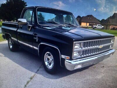 Chevrolet-C-10-Pickup-1982-Black-Red-3058-2