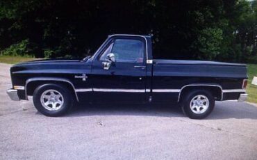 Chevrolet-C-10-Pickup-1982-Black-Red-3058-7