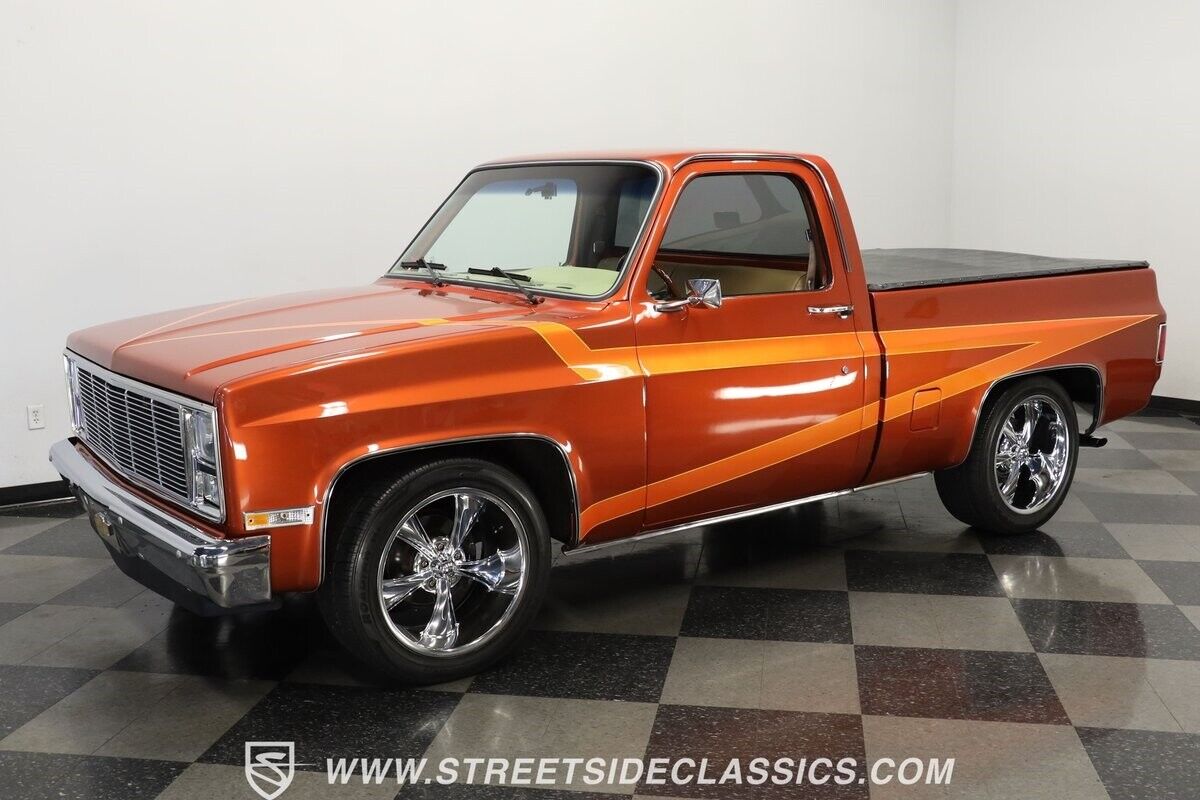 Chevrolet-C-10-Pickup-1985-Orange-Tan-17460-5