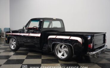 Chevrolet-C-10-Pickup-1986-Black-Red-85112-10