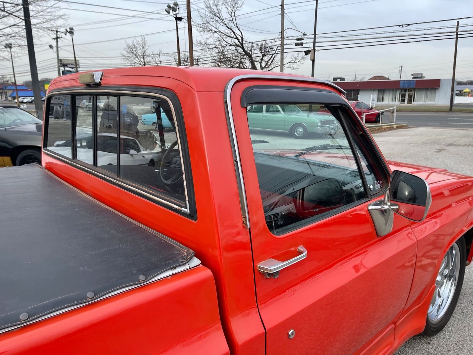 Chevrolet-C-10-Silverado-1986-Orange-Black-0-14