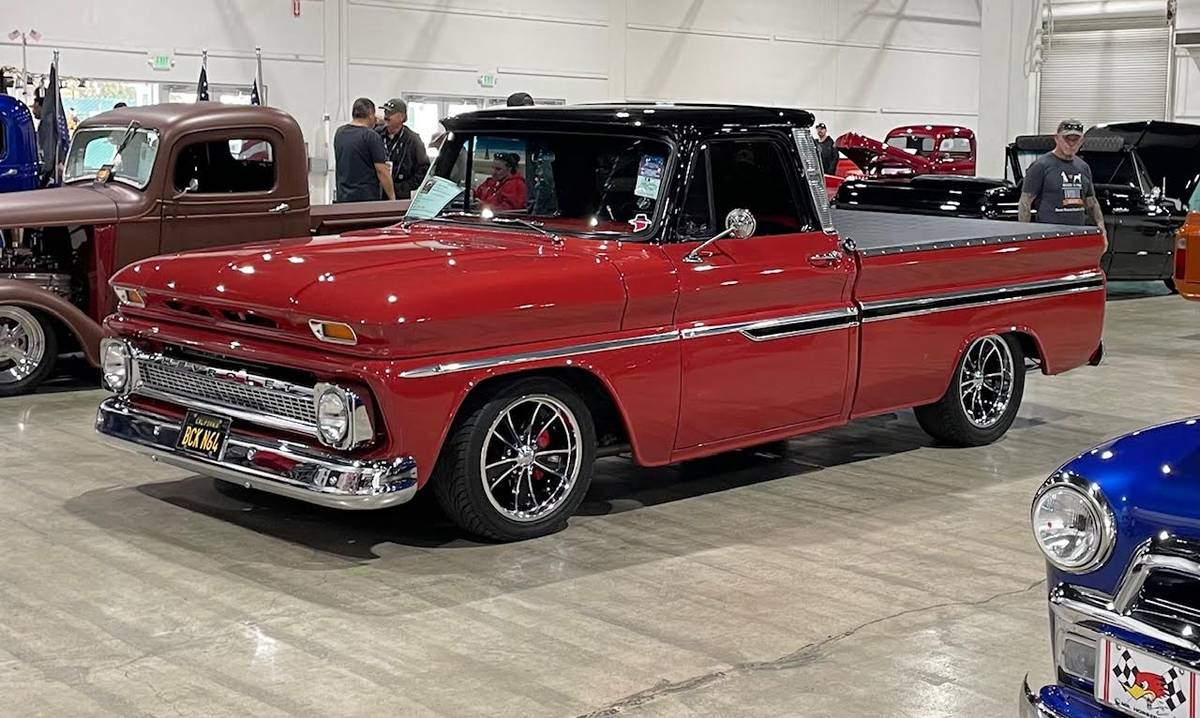 Chevrolet-C10-1964-red-27359