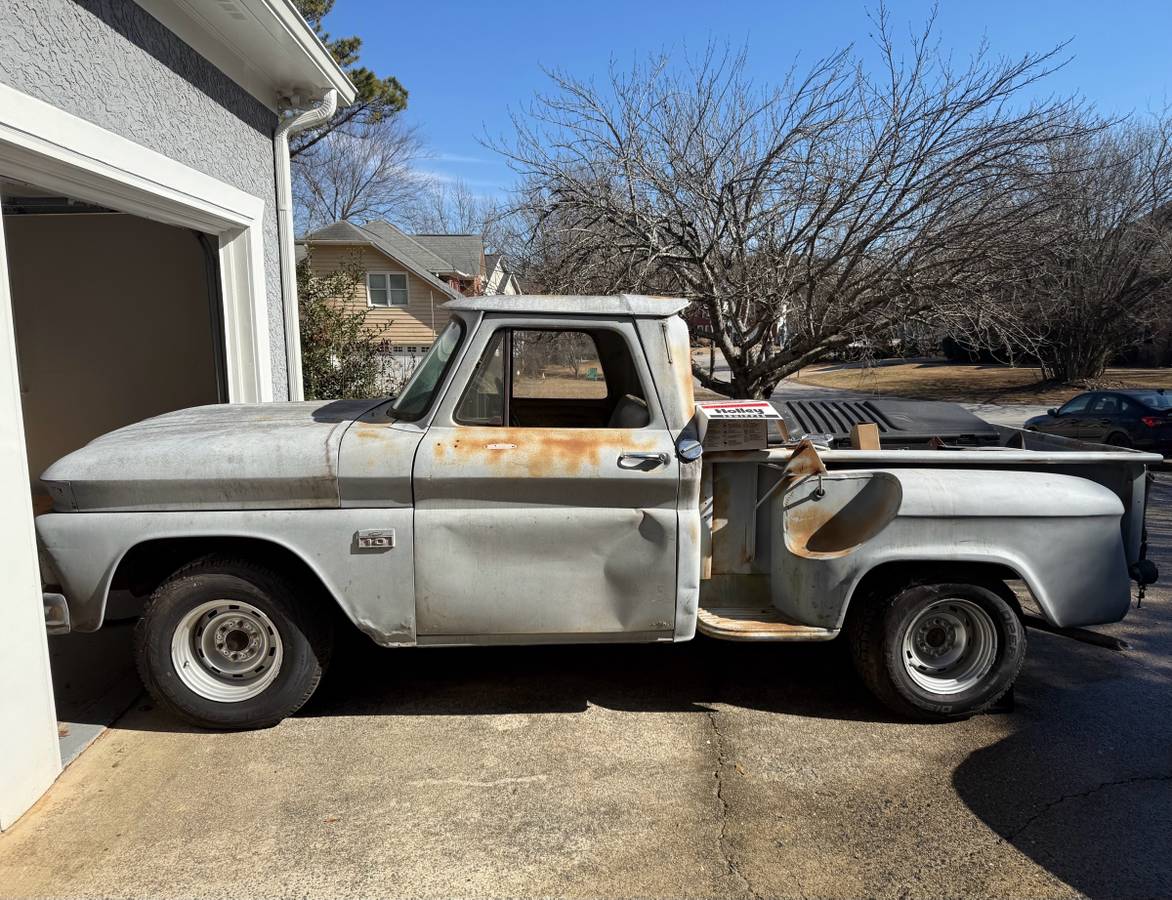 Chevrolet-C10-1965-grey-17881-1